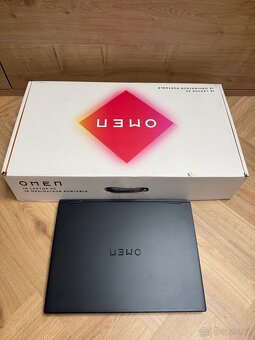 OMEN Transcend 16-u0901nc Shadow Black Celokovový - 6