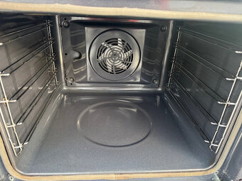 Nevyužitá trouba Electrolux s pyrolízou,pc 11500kč - 6