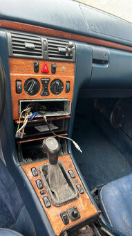 Mercedes Benz E 240 125kw - 6