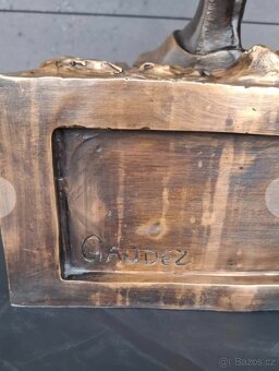 Starožitná bronzová socha, značená - 6