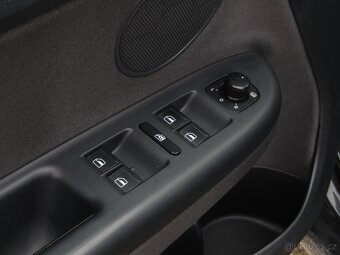 Volkswagen Golf Plus 1.6 TDi ,  77 kW nafta, 2011 - 6