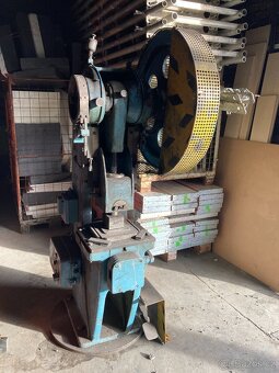 Výstředníkoví liss LEP 125 - 6