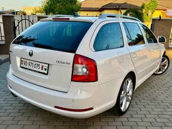 Škoda Octavia Combi Swiss RS II -2.0TSi 147Kw 200Ps. - 6