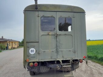 Praga V3S skříň - 6