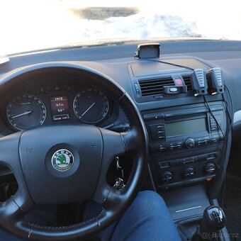 ŠKODA Octavia Motor 1,6 benzín r.2005, 192tis.km - 6