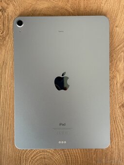 Apple iPad Air 4. generace 2020 256 GB+ Logitech Folio Touch - 6