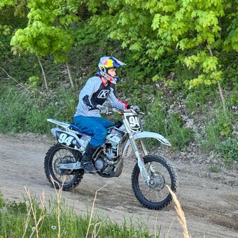 Prodám moto Yamaha 250 4takt - 6