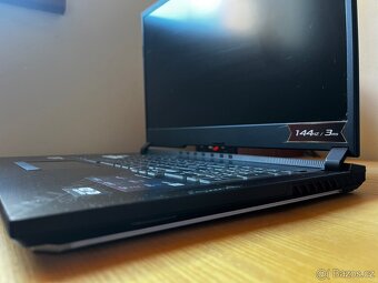 Herní notebook ASUS ROG Strix G17 - 6