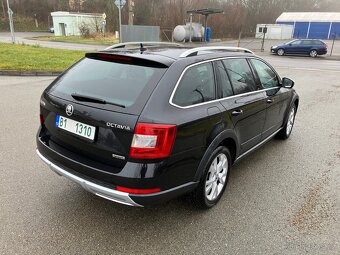 Octavia Scout 2.0tdi DSG servisní historie tažné TOP stav - 6