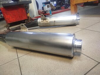 Kawasaki ZZR 1100 - 6