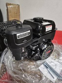 Benzinový 4T motor 7.5HP - 6