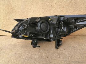 Kuga xenon - 6