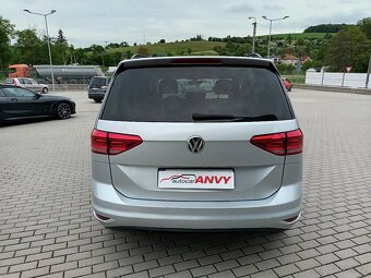 Volkswagen Touran 1,2 Tsi,81kw,SERVISKA,VÝHŘEV - 6