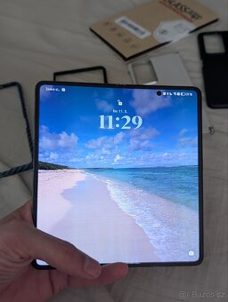 Honor Magic V2 16/512GB. - 6