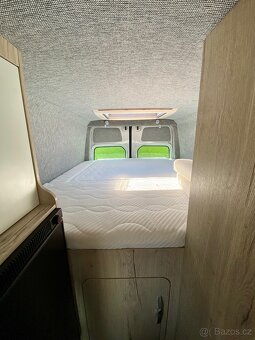 Obytná vestavba do vozu Mercedes Sprinter - 6