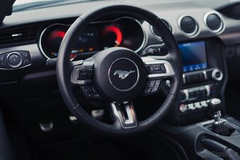 Ford Mustang 5.0 GT - 6