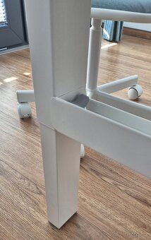 Dětský psací stul IKEA PAHL a zidle IKEA Orfjall - 6