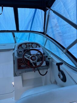 Kajutova lod Bayliner 285SB, 2007 r.v. - 6