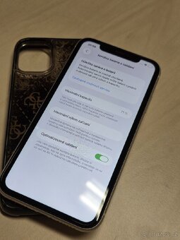 iPhone 11 64gb bílý - 6