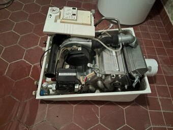 Plynový kotel Buderus Logamax Plus GB112-24 G20 - 6