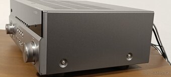 Predám strieborný 7.2 AV receiver Yamaha RX-V 775 - 6