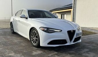 P: Alfa Romeo Giulia Super 2,0T 280HP RWD 2019 - 6