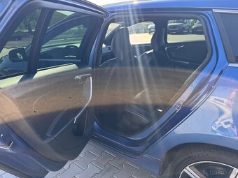 Volvo V60, 2018, D4, 140kw, automat, nez. topení - 6