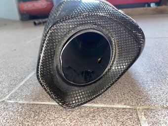 Výfuk Akrapovic-Yamaha Mt-125 - 6