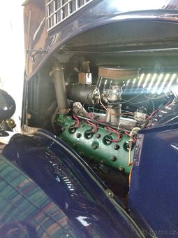 Ford V8 - 6
