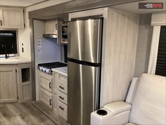 2024 COACHMEN R M-221 MKE - CATALINA SUMMIT SE - 6