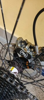 GT FORCE - 6