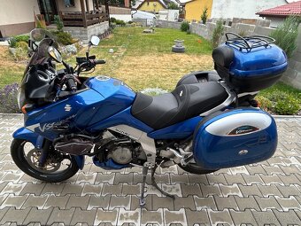 Suzuki V-Strome 1000 DL - 6