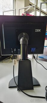 LCD monitor 19" IBM think vision - 6
