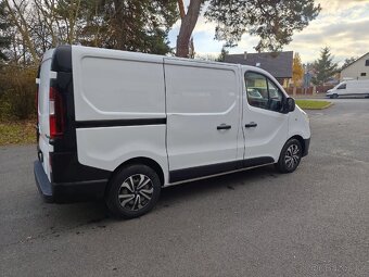 RENAULT TRAFIC 1.6 89kW ROK 2017 - 6