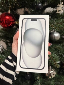 Nový IPhone 15 Plus - 6