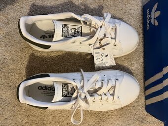 Adidas Stan Smith 39 1/3 pánské, unisex bílé kožené - 6