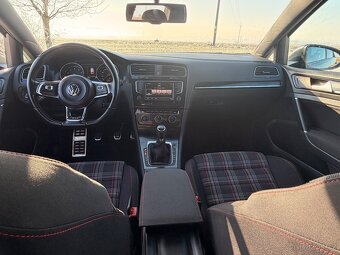 Volkswagen Golf VII GTI - 6