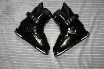 lyže head 90 cm , boty - 6