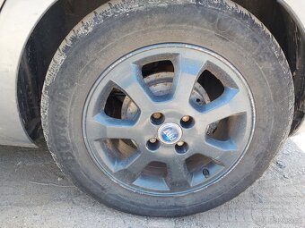 Fiat Punto Grande 1.2i - 6