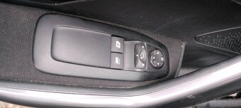 Peugeot 2008, 1.6Hdi, 73kw, BHY, BH02, barva EVL - 6