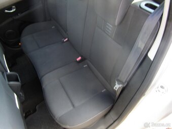 Renault Mégane 1.5dCi , 81 kW nafta, 2010 - 6