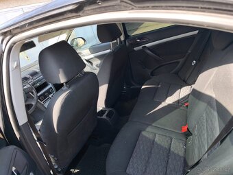 Škoda Octavia 2 facelift 1.6 TDI - 6