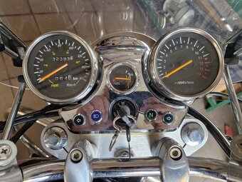 Hyosung Aquila 250 - 6
