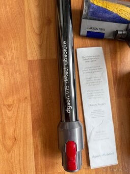 Dyson V15 Detect Absolute v záruce bezdrátový vysavač - 6