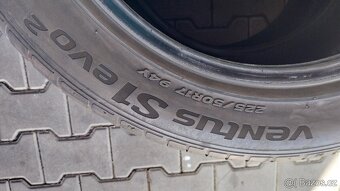 Prodám 2 x letní pneu Hankook 225/50/17 - 6