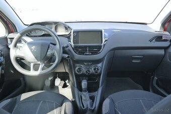 Peugeot 208 1,2i 60 kW, bohaté příslušenství - 6
