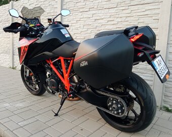 KTM 1290 SUPER DUKE GT - 6