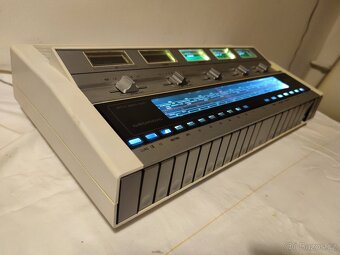 GRUNDIG RTV-820 - 6