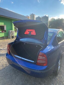 Škoda Superb 2.5 TDI 120kW V6 - 6