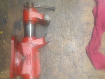 Svěrák York 63 mm - 6